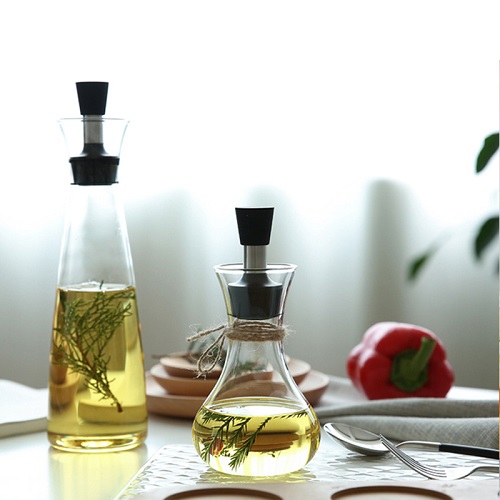 Beautiful design small high borosilicate cooking oil glass bottle